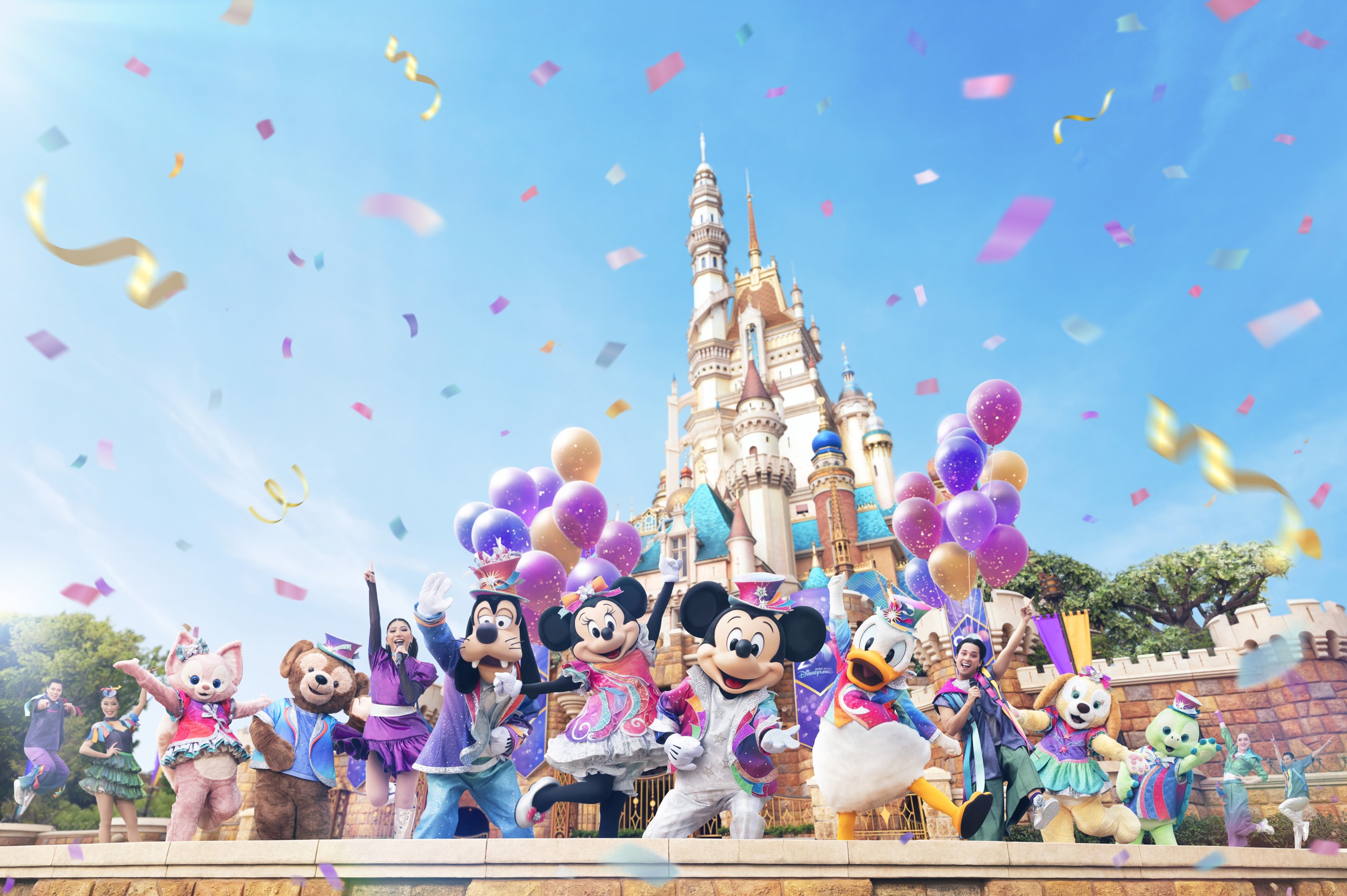 Disney Friends Live Party at the Castle 0