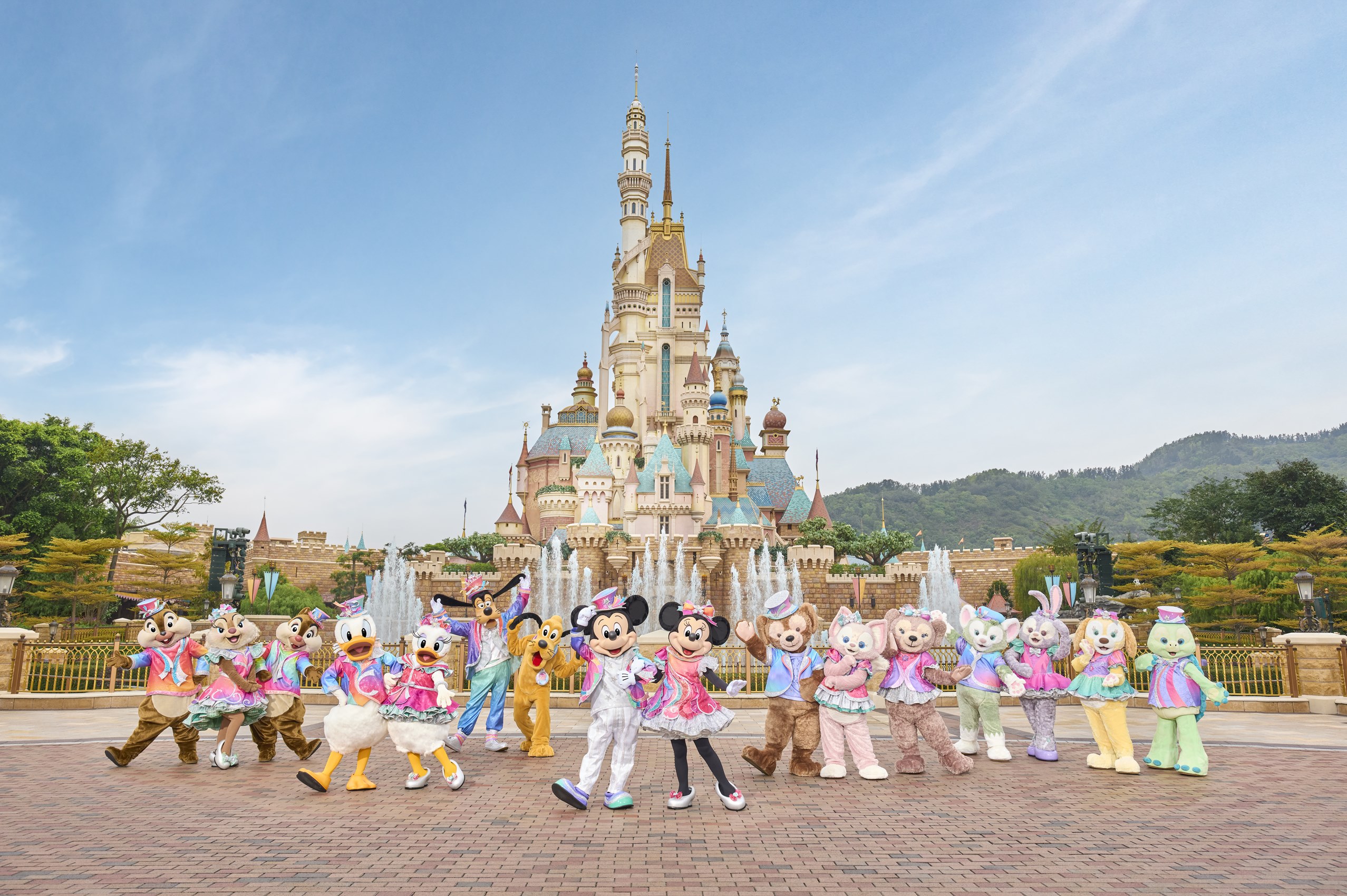 Disney Friends in All New Outfits 0