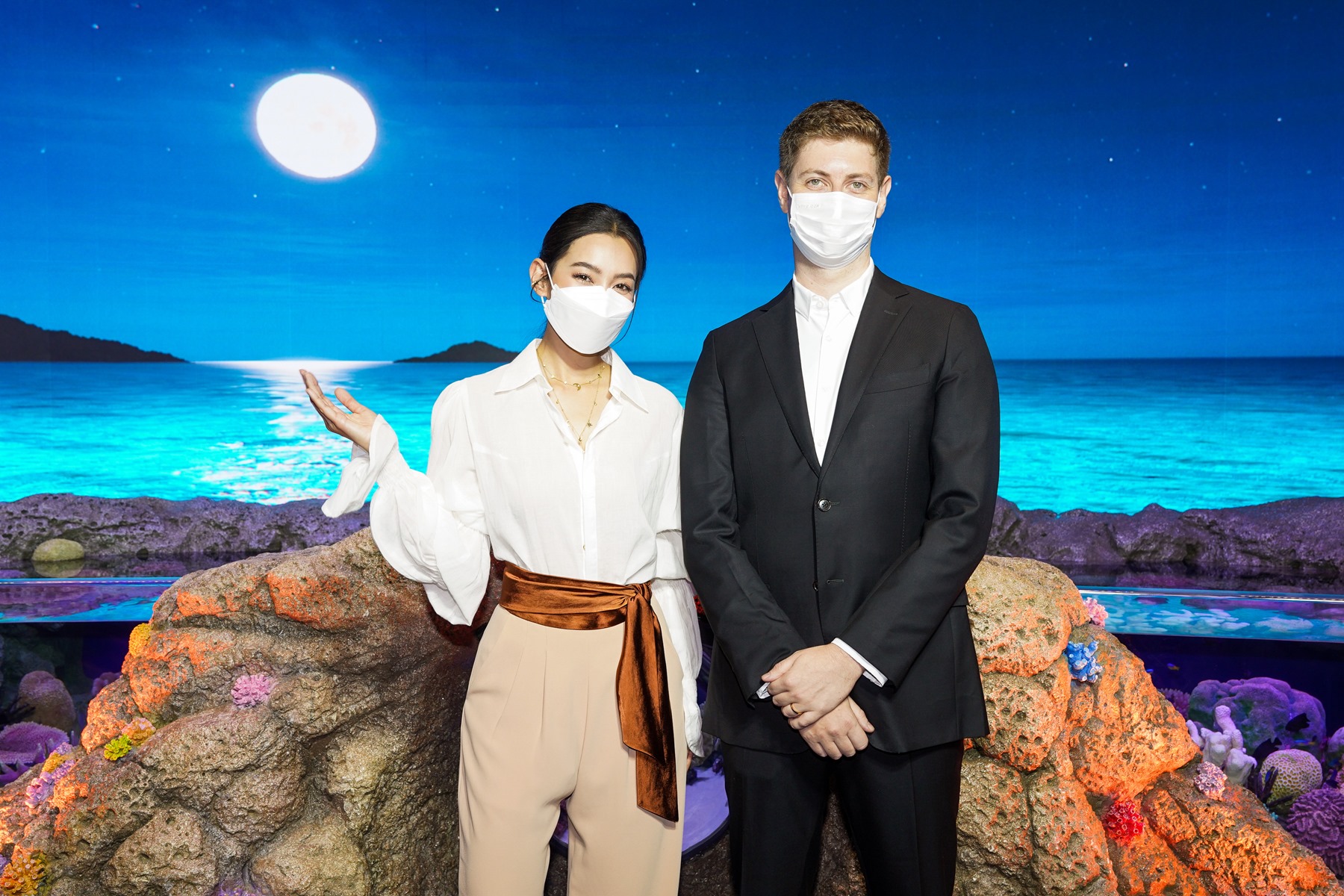 SEALIFE Rock Pool Explorer เบลล่า ราณี และ คุณอเล็กซ์ วอร์ด Be